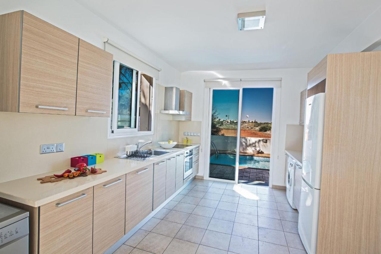 Seaspray Villa Protaras Exterior foto